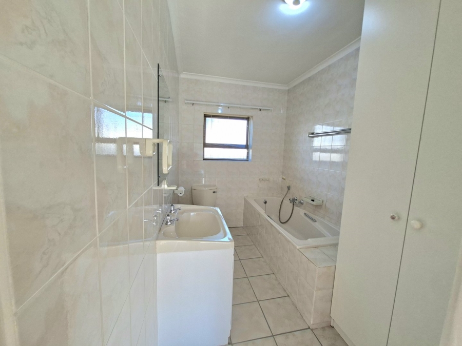 3 Bedroom Property for Sale in Rouxville Western Cape